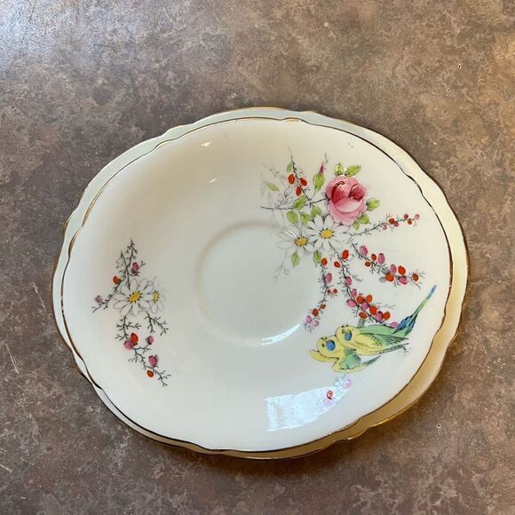 Paragon – Princess Margaret Rose Cream – Plates - Picture 2 of 8